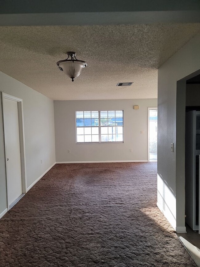 Photo - 3 Bedroom 1 Bath available in Marion Oaks
