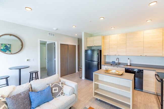 Photo - Rowat Lofts Apartments