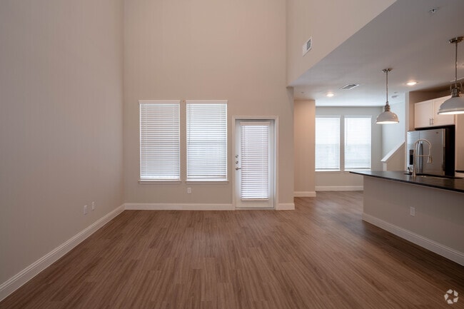 2BR, 2.5BA Townhome