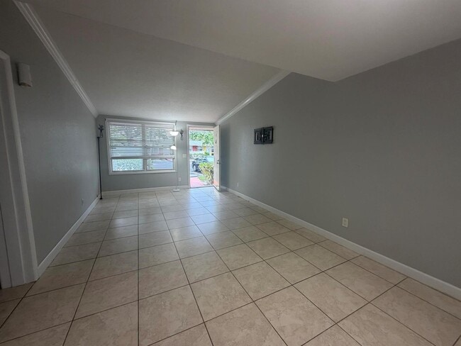 Photo - 7194 Southgate Blvd Unidad 7194