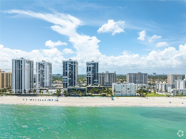 Building Photo - 2101 S Ocean Dr Unit 2302 Rental