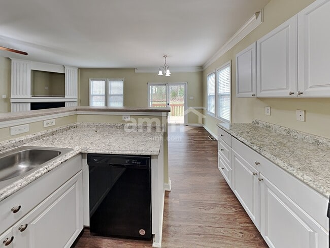 Photo - 3616 Willowtree Ln