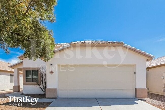 Photo - 2858 W Medallion Dr House