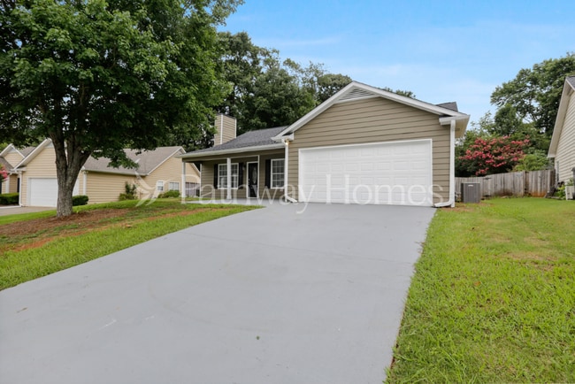 Photo - 762 Bostonian Way SW