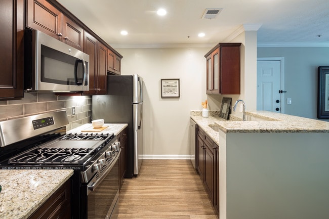 Hampton Deluxe Kitchen - Calibre Brooke