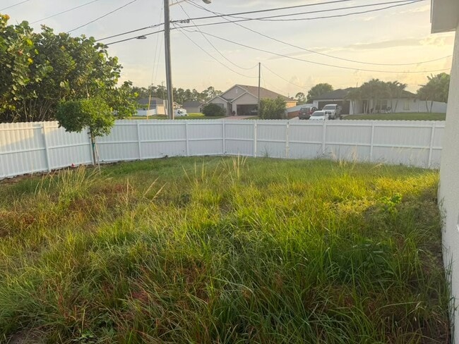 Photo - 2324 NW 25th St
