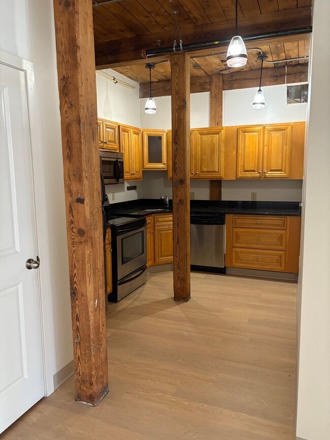 Photo - Bostonian Shoe Lofts