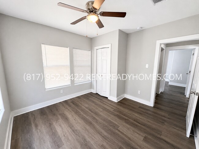 Photo - 102 Anderson St