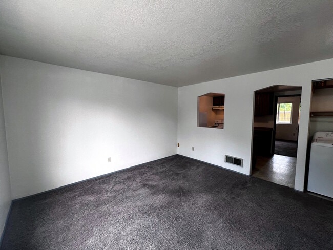 Photo - 3225 Washington Way Apartments Unit 3