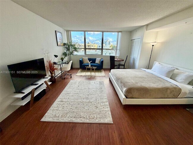 Photo - 1500 Bay Rd Unidad 484S