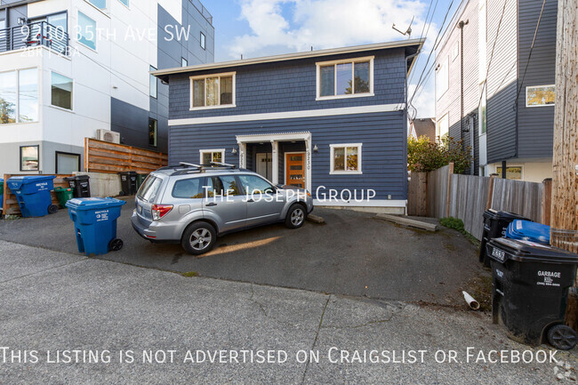 Building Photo - Stunning 2-Bedroom in West Seattle Rental