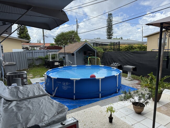 Photo - 11361 SW 7th St