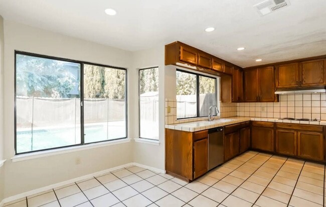 Photo - 8633 59th Ave