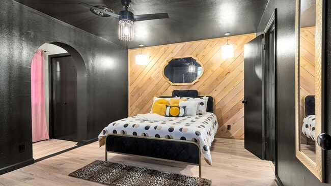 Photo - Fully furnished 3/2 Ardmore Highly Desired Neighborhood in ARDMORE