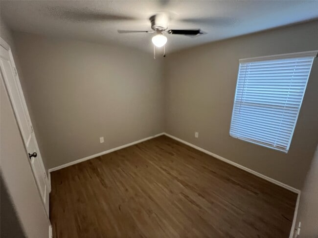 Photo - 132 Pine Bend Ct