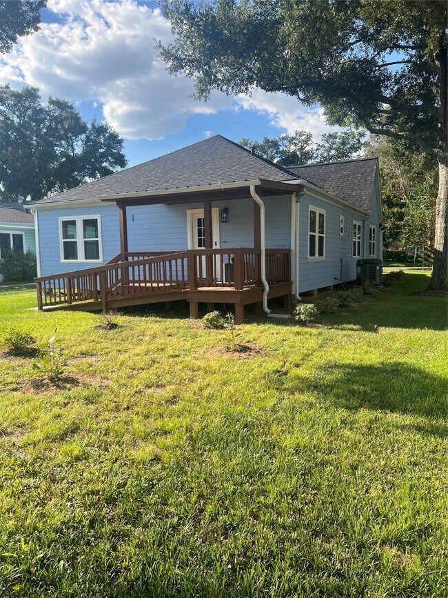 Photo - 803 Austin St