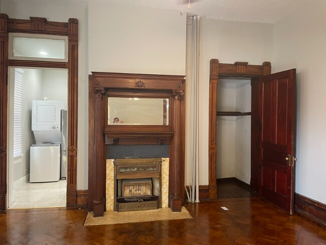 Photo - 65 Smith Pl Unidad 2