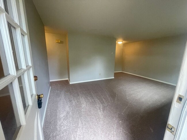 Photo - Charming Forest Grove 2BR Home – Great Wal... Unidad 1620