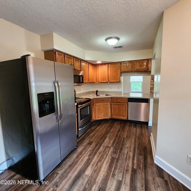 Photo - 6941 Huntington Woods Cir W