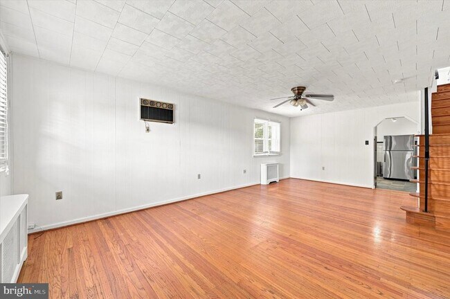 Photo - 407 E 12th Ave