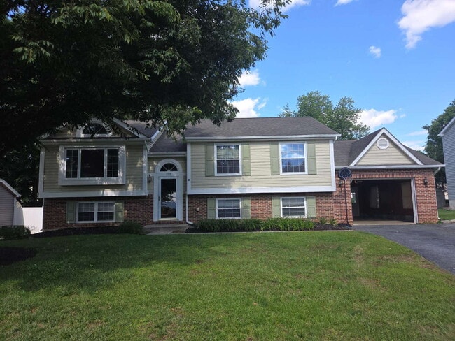 Building Photo - "Spacious 4-Bedroom Gem with Finished Basement in Walkersville - Ideal Family Living!"