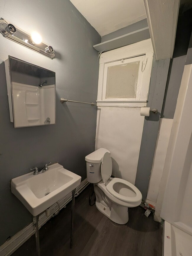 Photo - 1169 E 60th St Apartment Unit 4