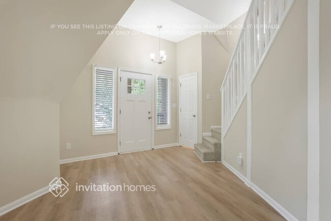 Photo - 377 Windsor Farms Dr