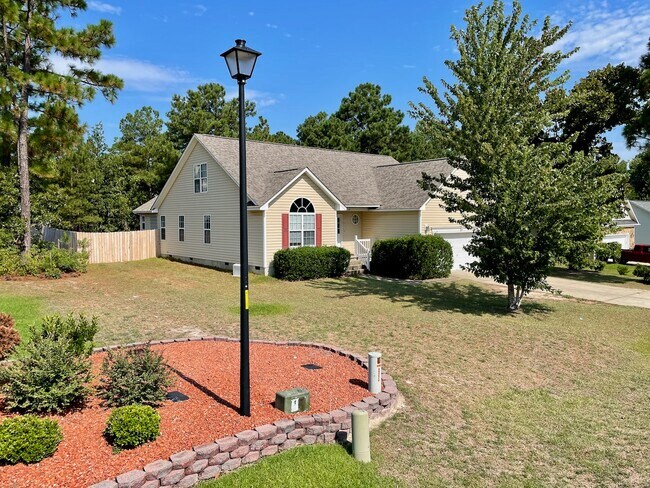 Photo - 21 English Oak Dr