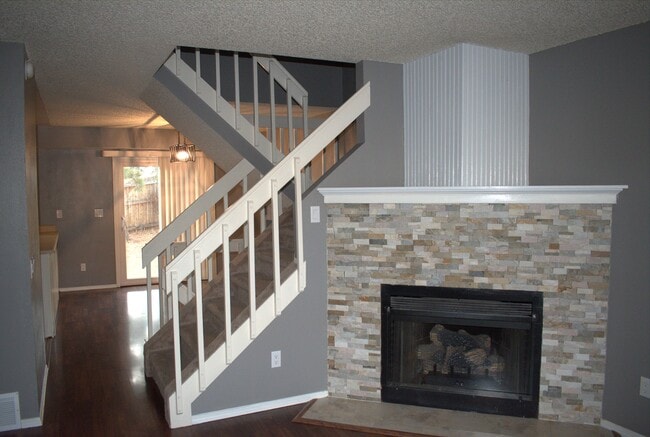 Photo - 3801 Smoke Tree Dr