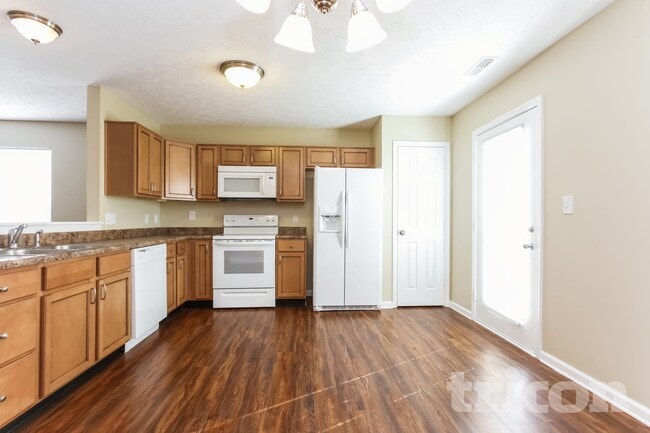 Photo - 2940 Armaugh Dr