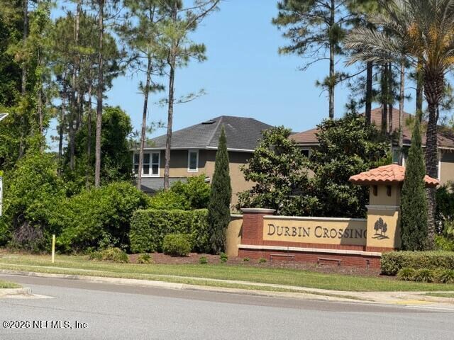 Photo - 121 Broadbranch Way