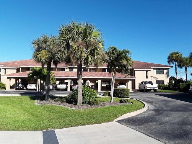 Photo - 240 Lewis Cir Condo Unit 123