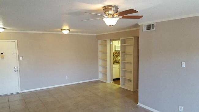 Photo - 7555 Katy Fwy Condo Unit 128