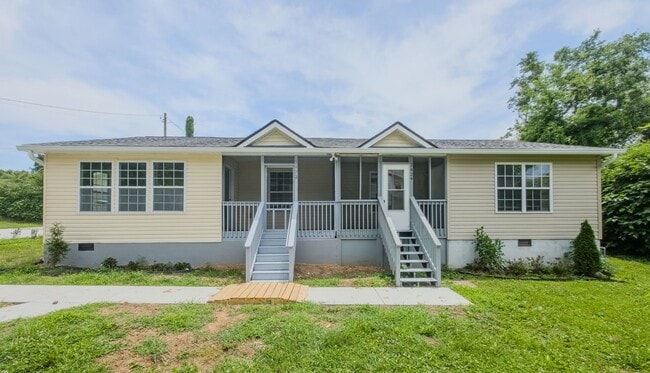 Building Photo - 1424 Nolan Ave