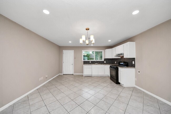 Photo - 11607 Neff St