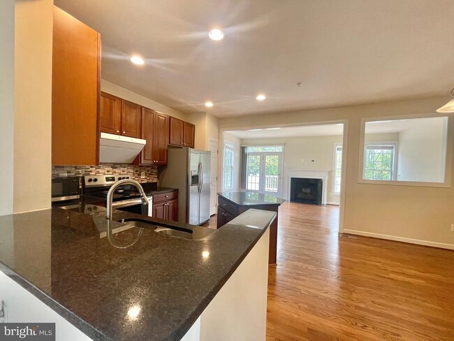 Photo - 3514 Tabard Ln