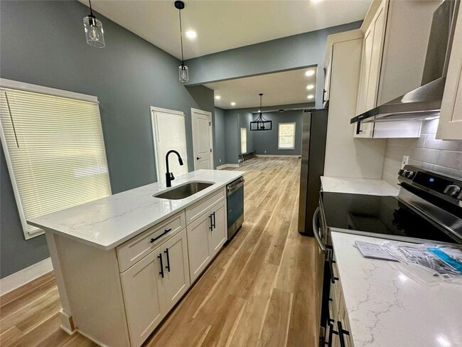 Photo - 1012 Lawton St SW