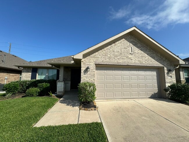 Building Photo - 486 Terra Vis Cir