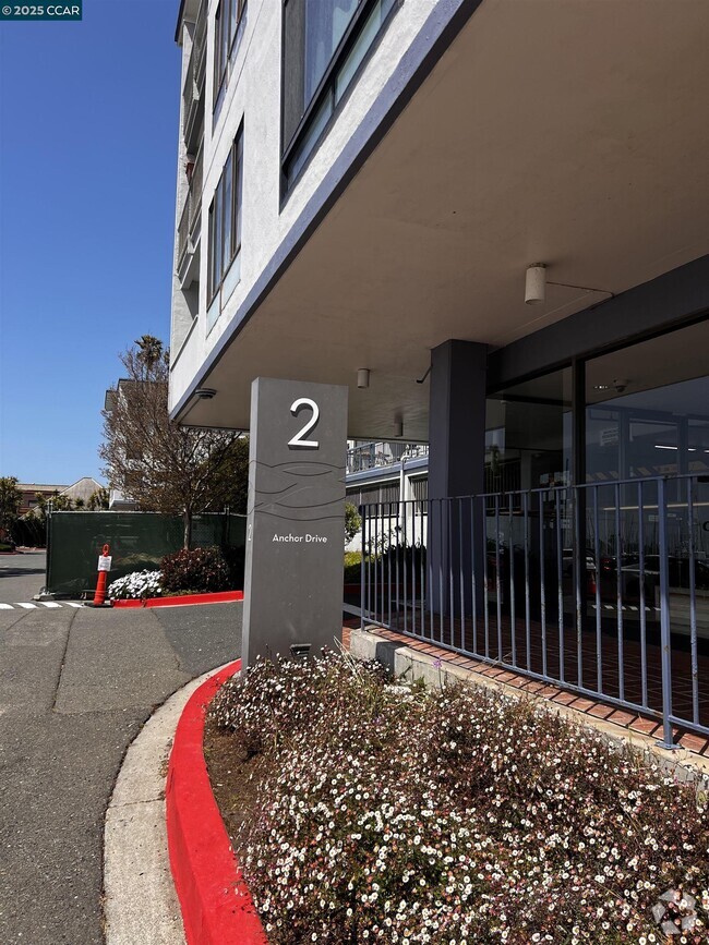 Building Photo - 2 Anchor Dr Unit F-285 Rental