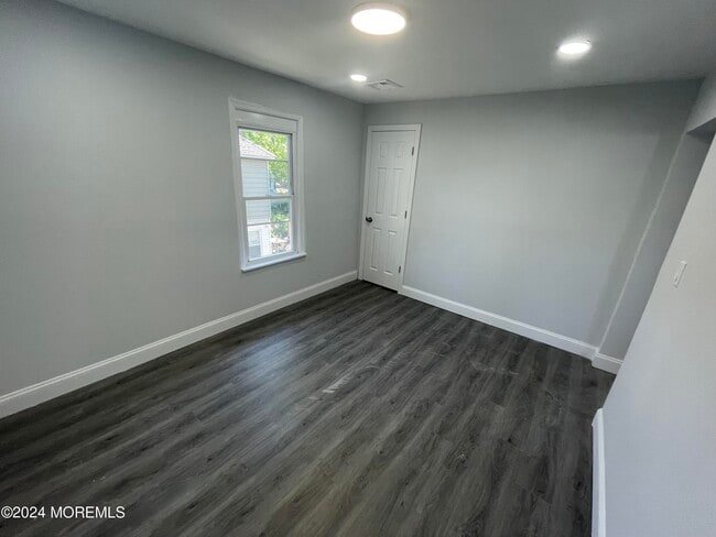 413 Ridge Ave