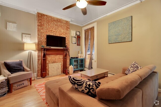 Building Photo - 1216 Washington St Unit 4S Rental