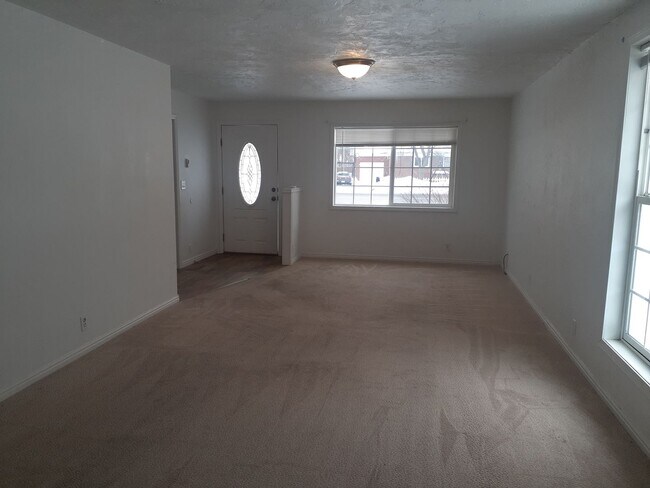 Photo - K7OH Unit #1 Upstairs