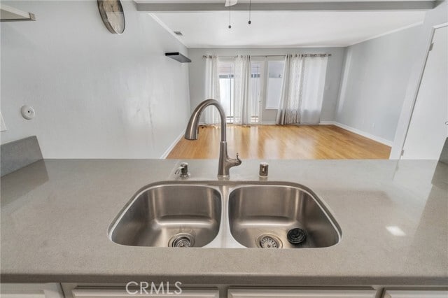 Photo - 1122 S Clifpark Cir