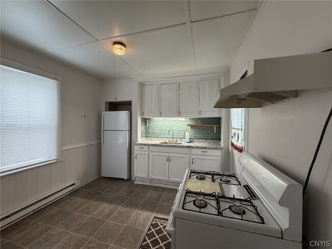 Photo - 7 S Washington St