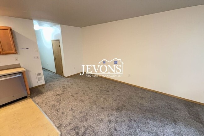 Photo - 4538 S Warner St Unit A