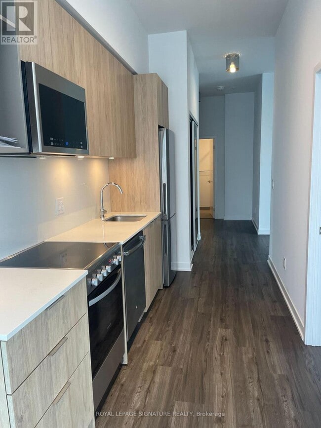 Photo - 25 Nicholas Ave Unité 408