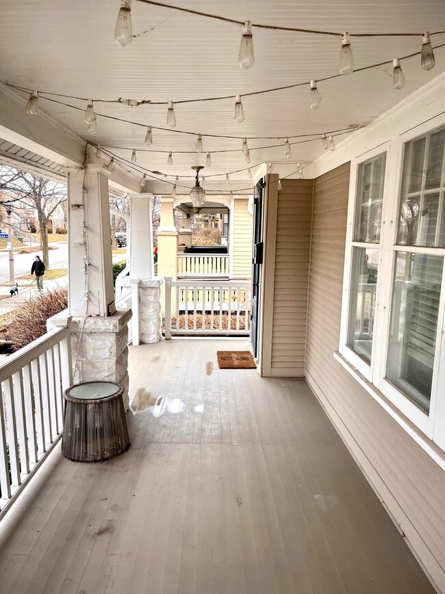 Photo - 2023 E Beverly Rd