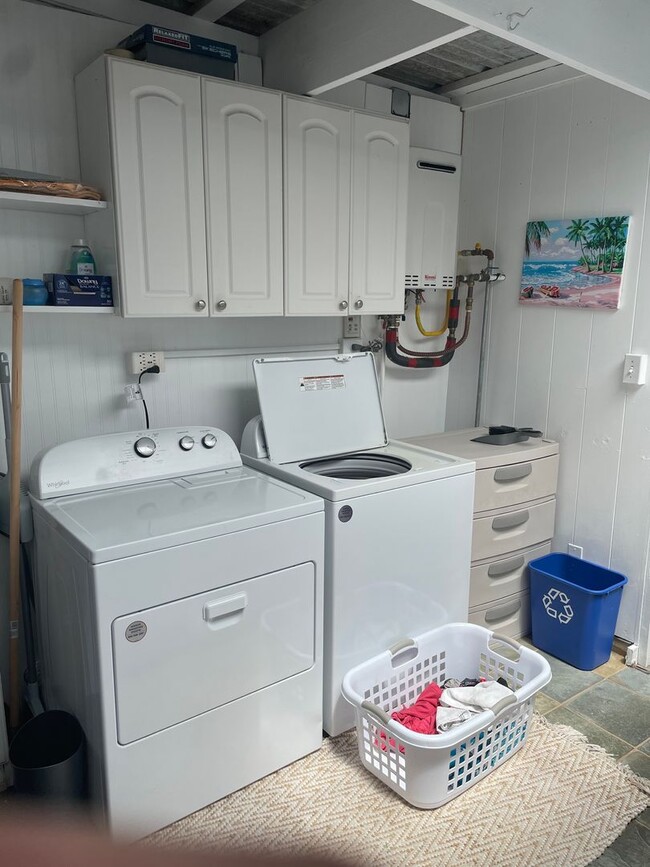 2BR/2BA House fully furnished with view - 2BR/2BA House fully furnished with view