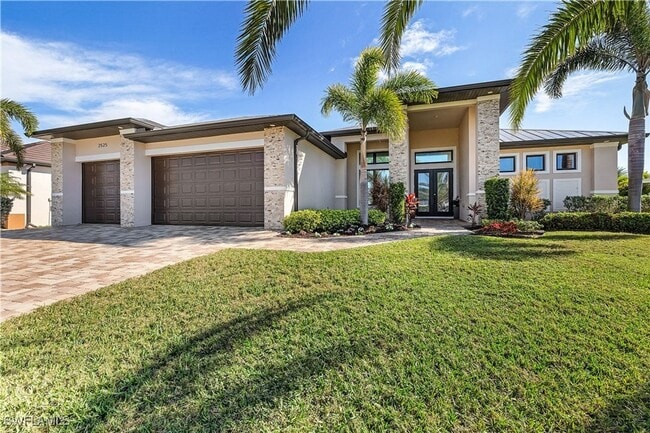 Photo - 2525 SW 27th Pl House