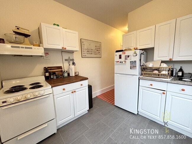 Photo - 122 Babcock St Unit 23R